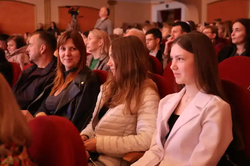 У Луцьку відзначили лауреатів мистецької акції «Овація-2025»: понад 50 юних талантів отримали нагороди